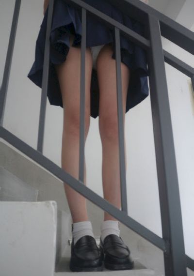 年轻的嫂子二_720高清视频观看