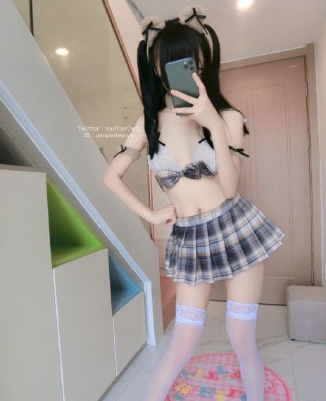 妈妈的职业中文_超清免费高清观看